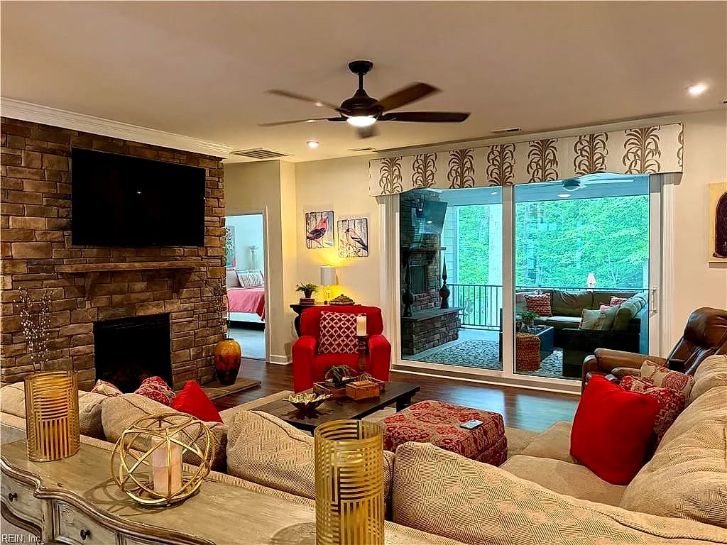 3020 Bill Black CT, VIRGINIA BEACH VA 23456 thumb 8