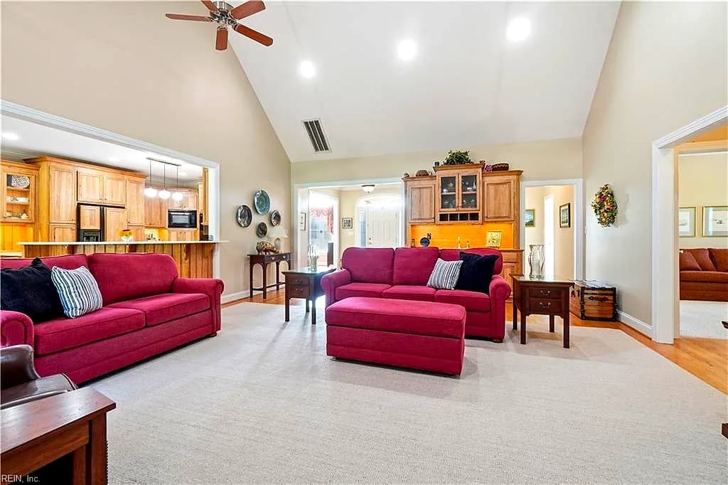 19565 Battery Park RD, SMITHFIELD VA 23430 thumb 9