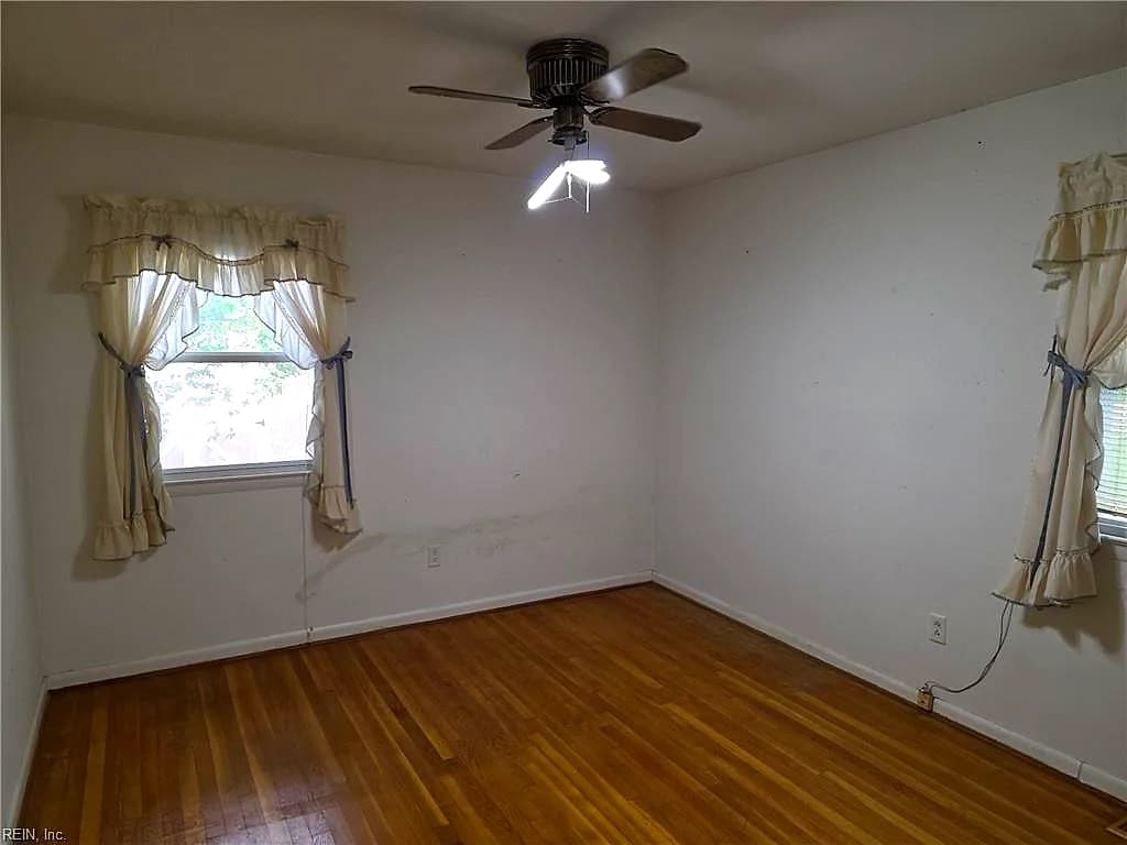 715 ESSEX PARK DR, HAMPTON VA 23669 thumb 12