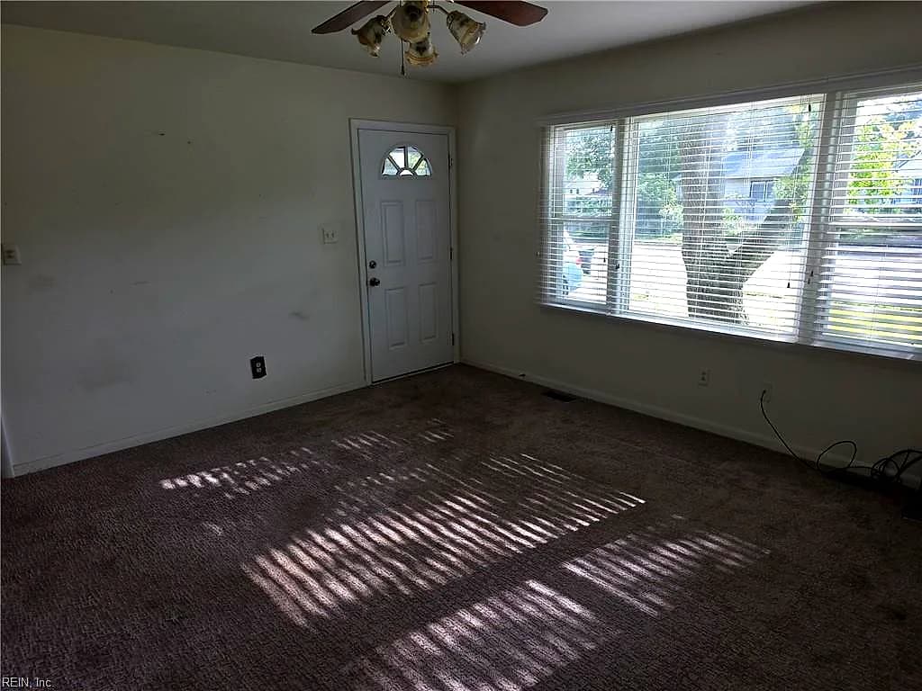 715 ESSEX PARK DR, HAMPTON VA 23669 thumb 6