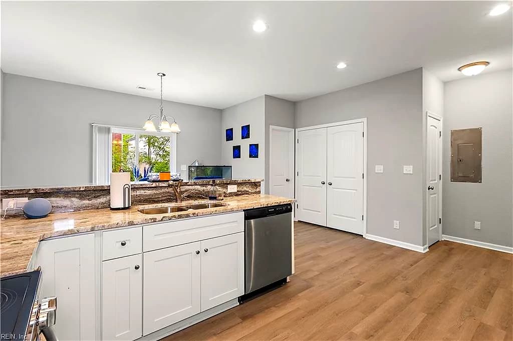 718 Battery AVE, SUFFOLK VA 23434 thumb 10