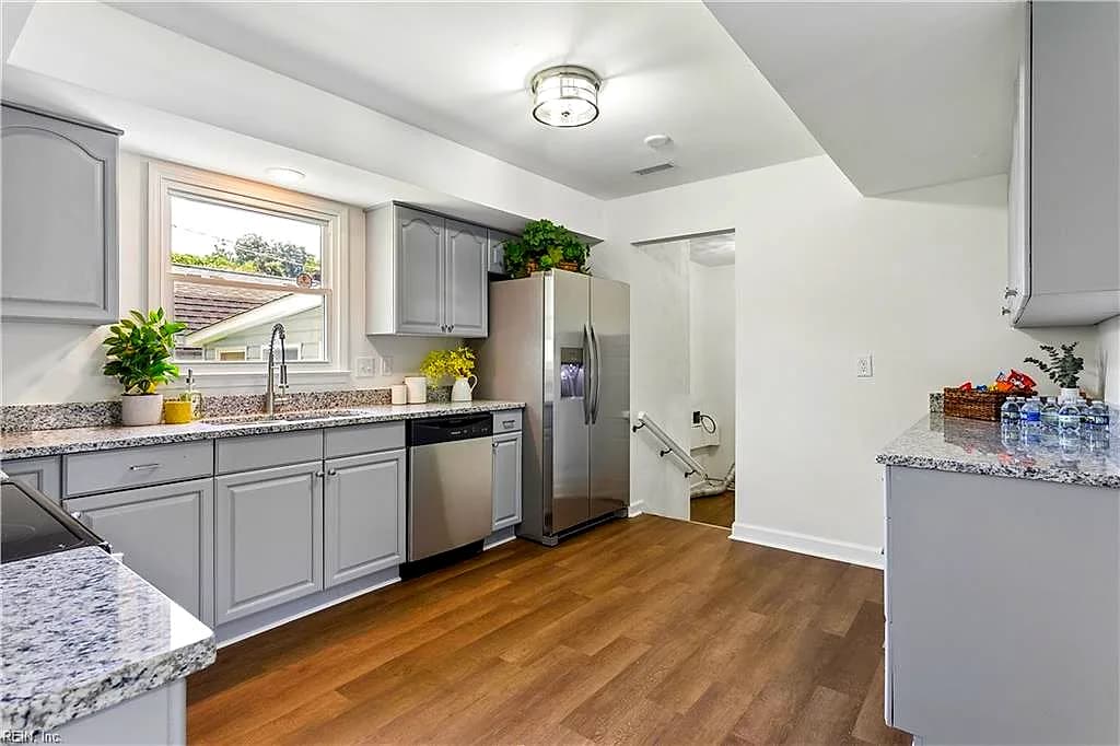 8 Pasadena CT, HAMPTON VA 23666 thumb 11