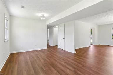 8 Pasadena CT, HAMPTON VA 23666 thumb 12