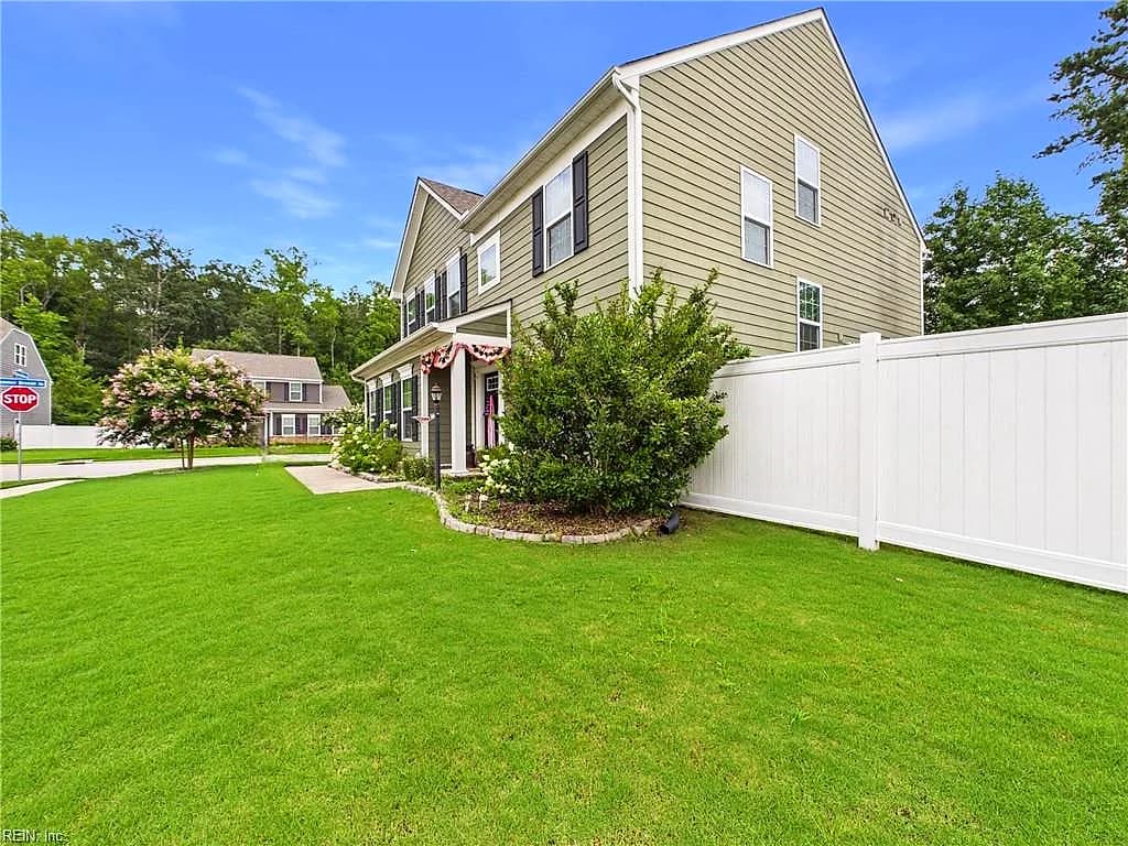 2237 Summer Breeze RD, CHESAPEAKE VA 23323 - Photo 4