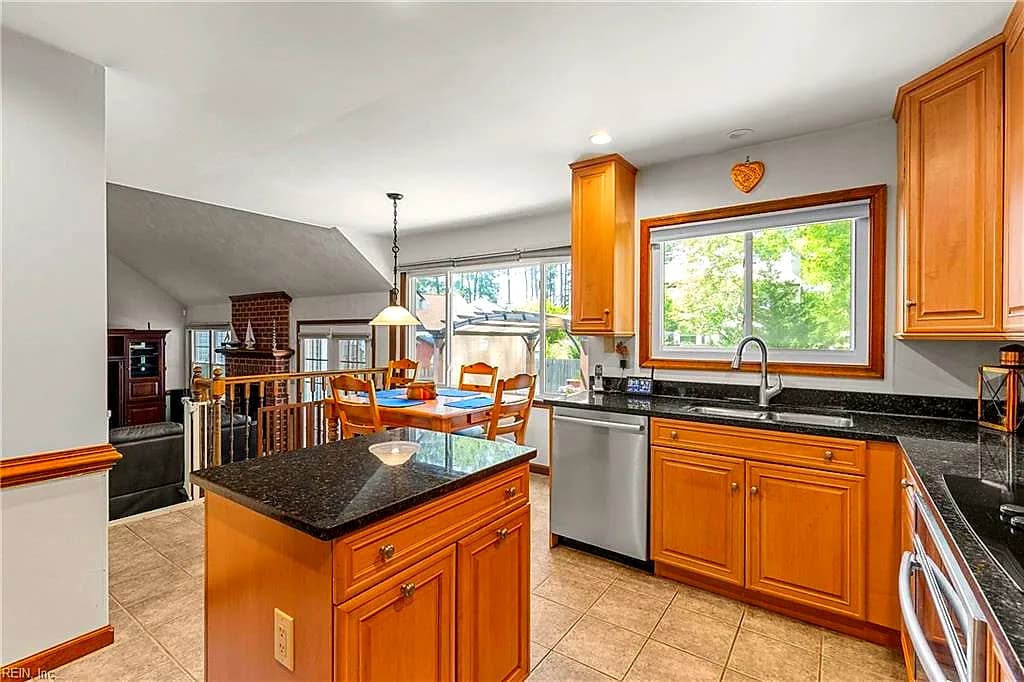 2304 First Settlers AVE, VIRGINIA BEACH VA 23456 thumb 11