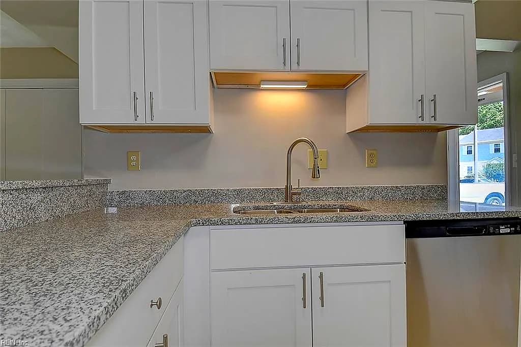 657 Aubrey DR, VIRGINIA BEACH VA 23462 thumb 8
