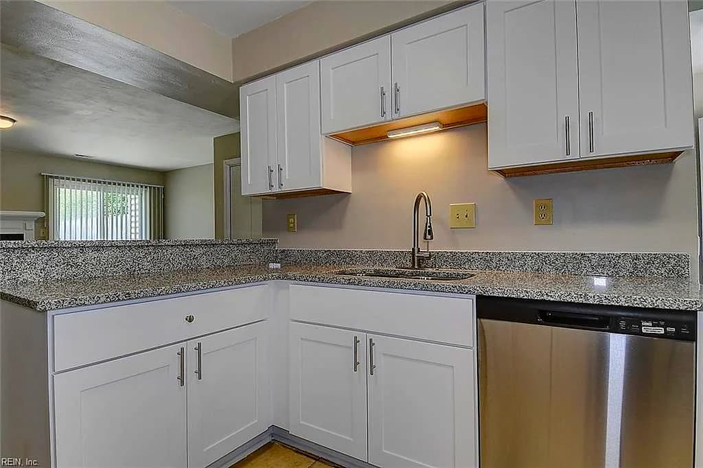 657 Aubrey DR, VIRGINIA BEACH VA 23462 thumb 9