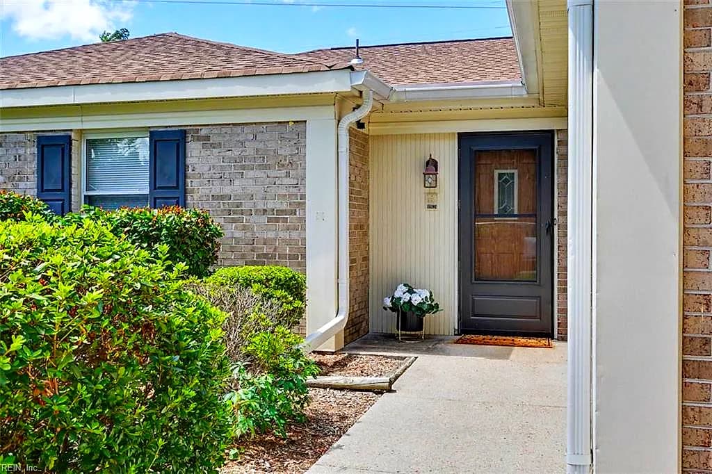 6316 Colby WAY, VIRGINIA BEACH VA 23464 - Photo 3