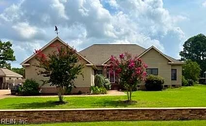 115 Holden LN, YORKTOWN VA 23692 - Main photo