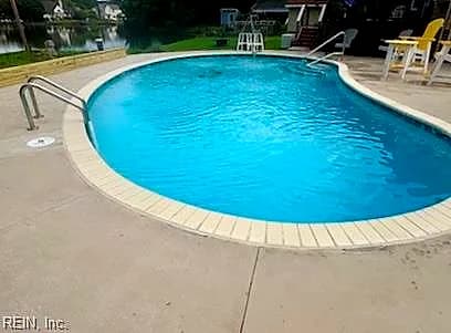 115 Holden LN, YORKTOWN VA 23692 - Photo 4