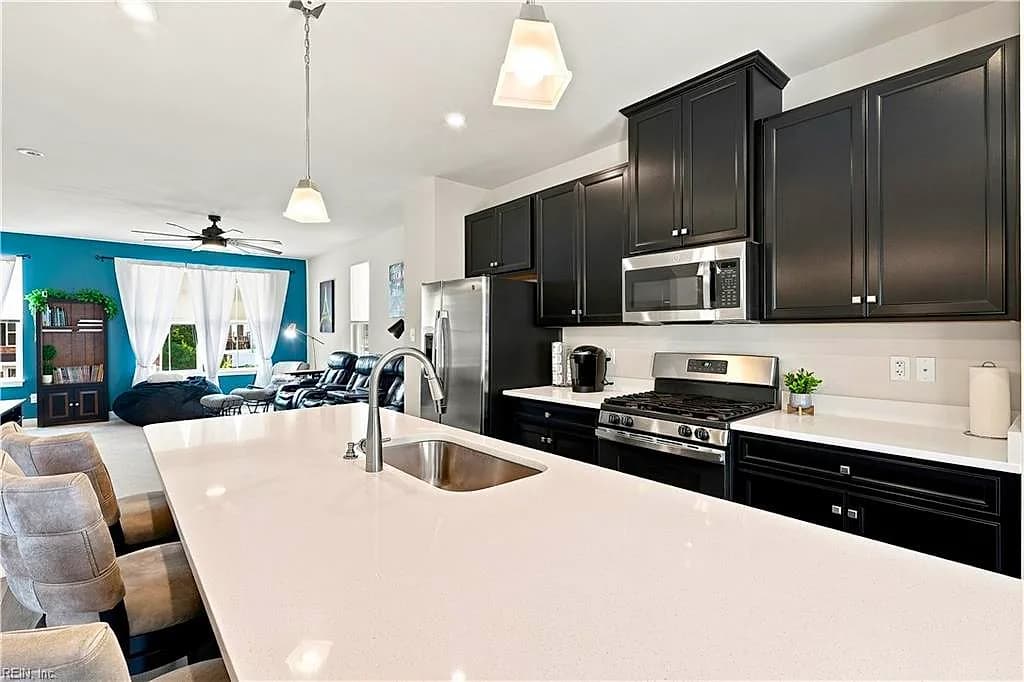 114 Fishermans WAY, POQUOSON VA 23662 - Main photo