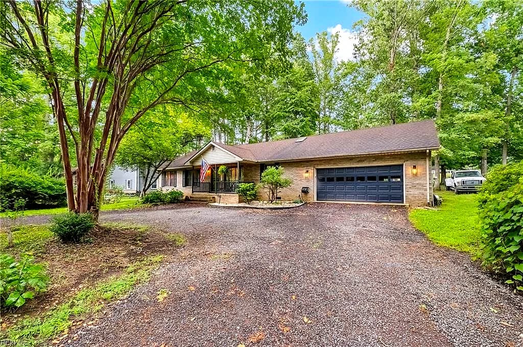 4212 Lakeview PW, LOCUST GROVE VA 22508 - Photo 5