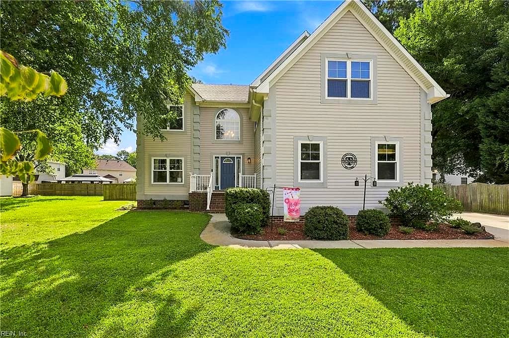 1805 Crestwynd DR, CHESAPEAKE VA 23322 - Photo 2