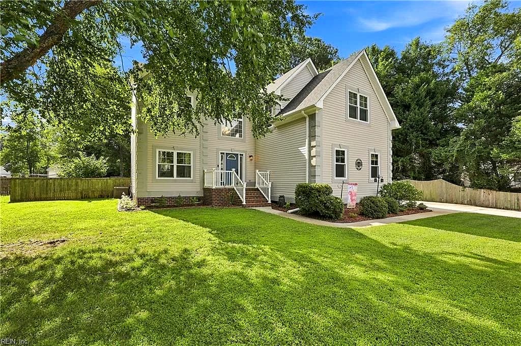 1805 Crestwynd DR, CHESAPEAKE VA 23322 - Photo 3