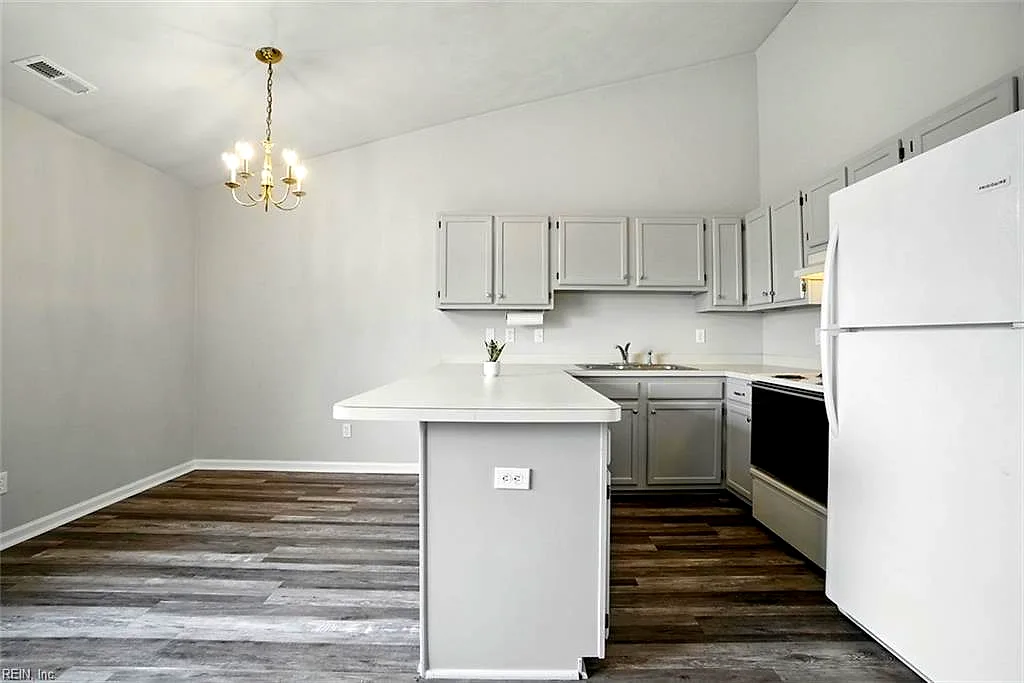 3331 Clover Meadows DR, CHESAPEAKE VA 23321 thumb 11