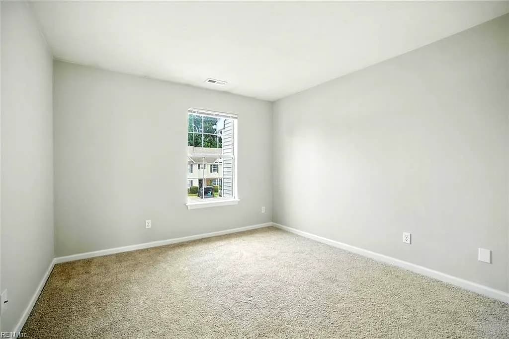 3331 Clover Meadows DR, CHESAPEAKE VA 23321 thumb 12