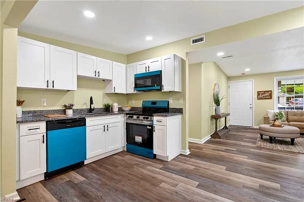 2912 Scotia DR, CHESAPEAKE VA 23325 thumb 8