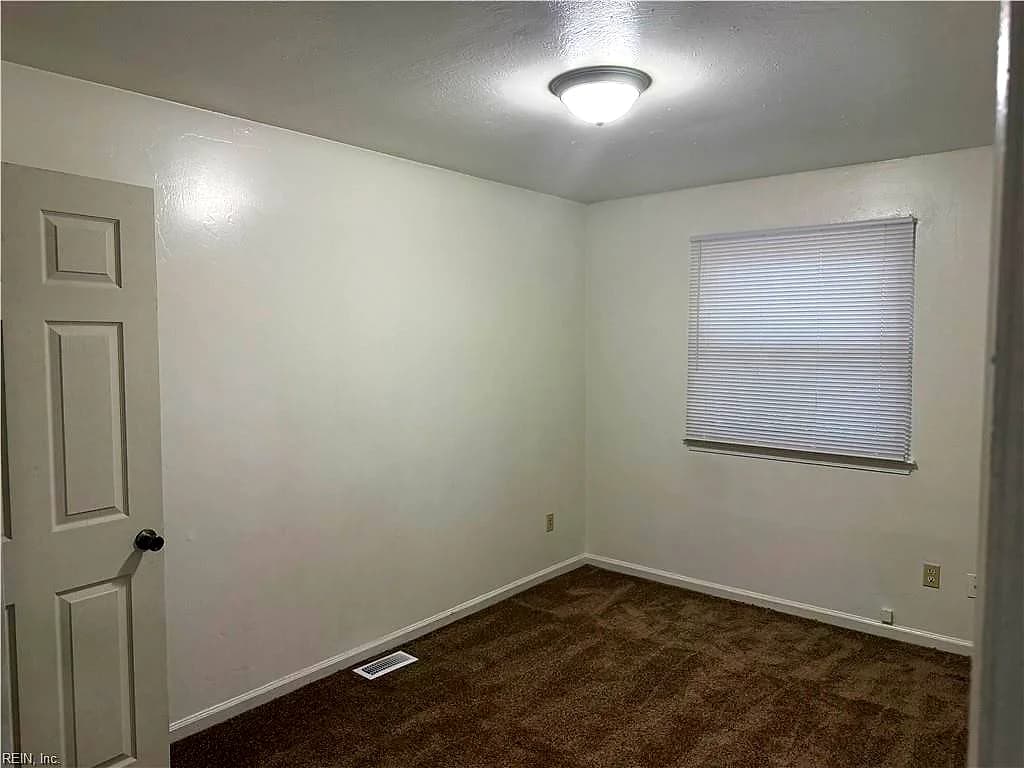 530 W 27th ST, NORFOLK VA 23517 thumb 12