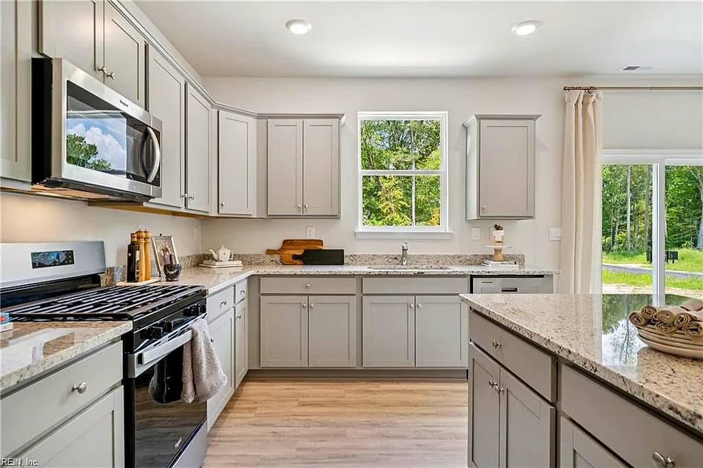 2141 Brians LN, SUFFOLK VA 23434 thumb 9
