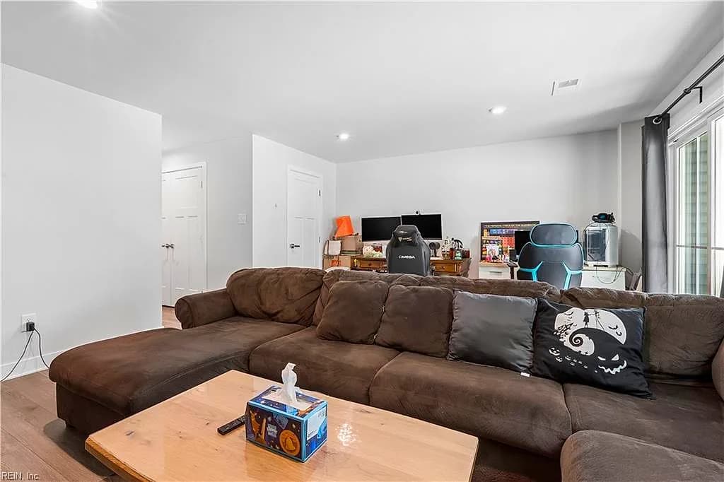 113 BIG WOODS DR, POQUOSON VA 23662 thumb 9