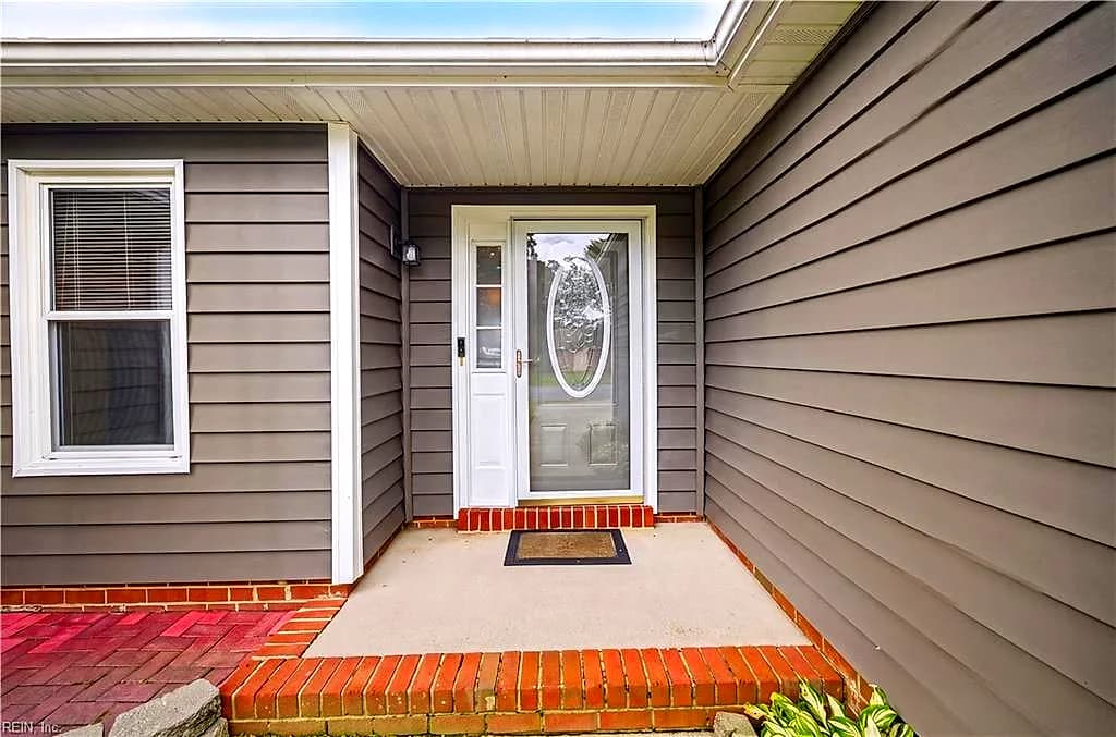 875 Dwyer RD, VIRGINIA BEACH VA 23454 - Photo 5