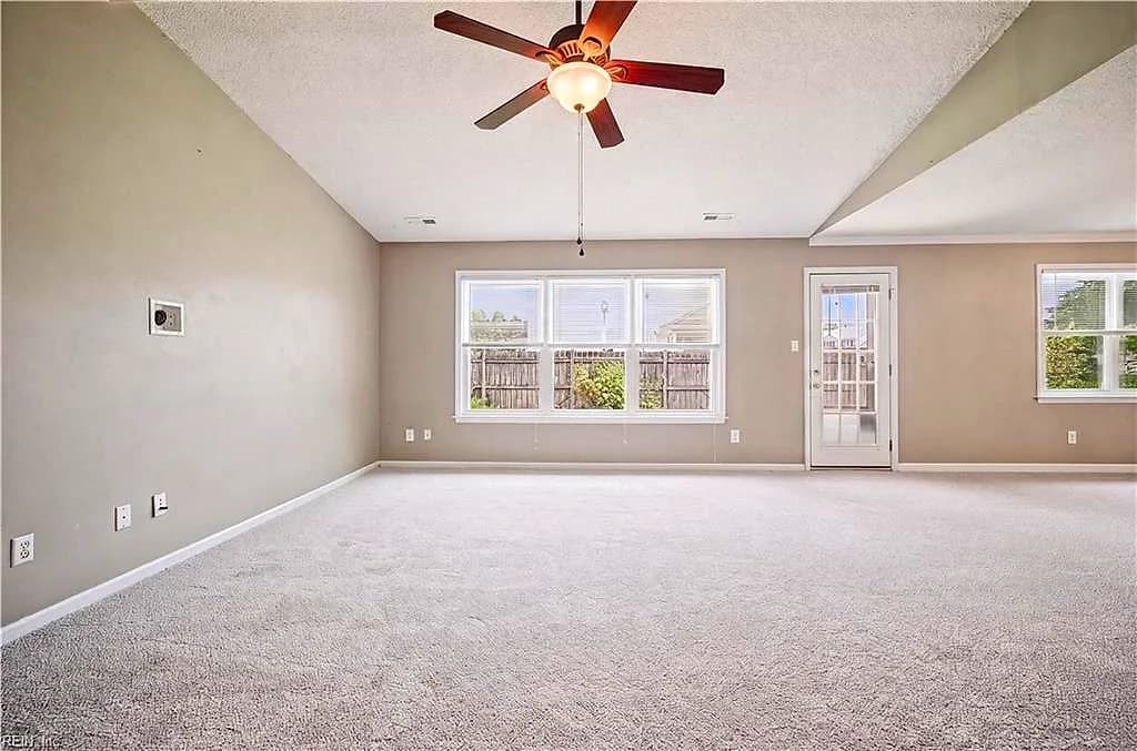 875 Dwyer RD, VIRGINIA BEACH VA 23454 thumb 8