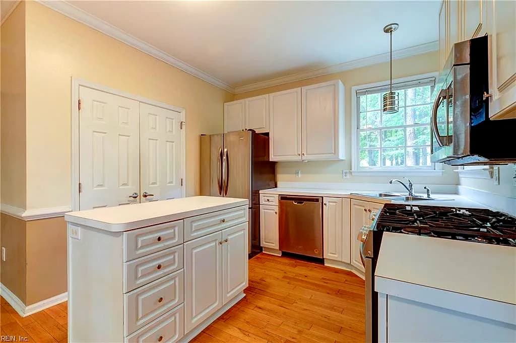 104 Kraft CT, YORKTOWN VA 23693 thumb 9