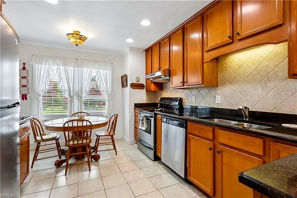 310 Edward AVE, SUFFOLK VA 23434 thumb 9