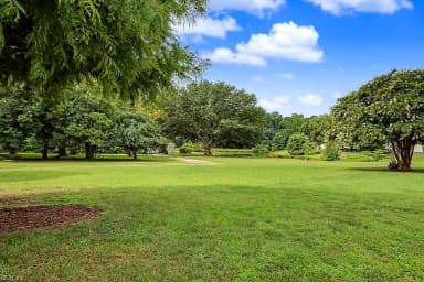 300 Kings Pointe XING, YORKTOWN VA 23693 thumb 4