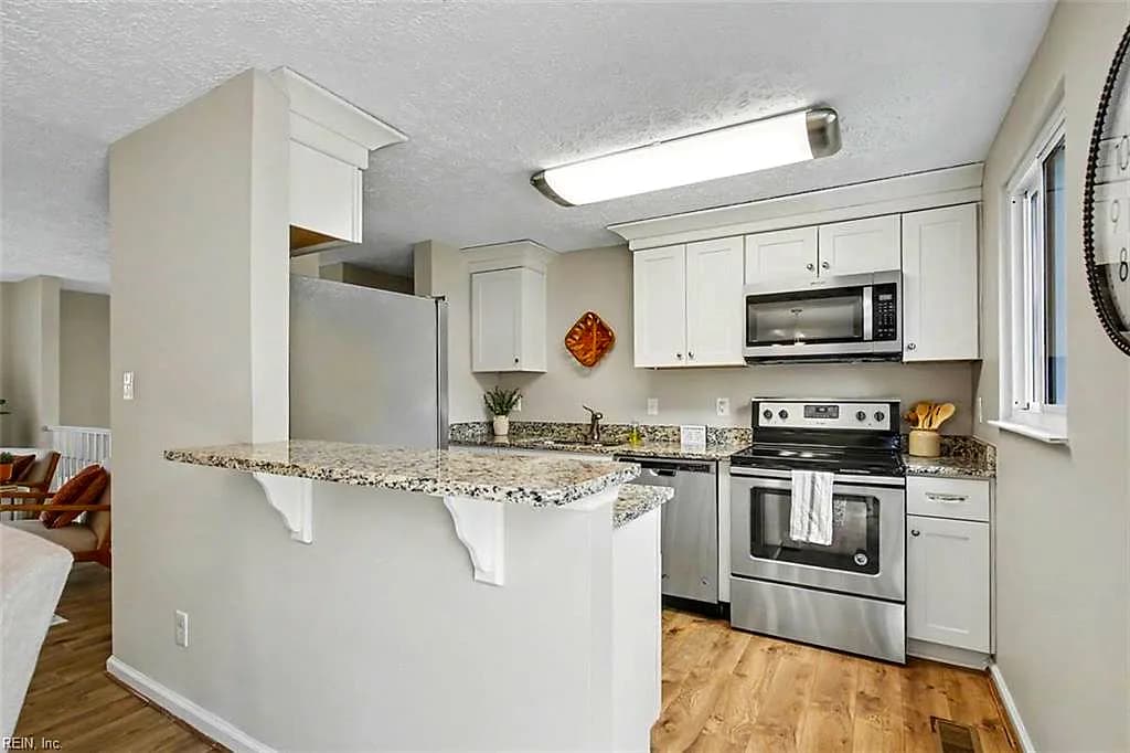 223 Charlotte DR, NEWPORT NEWS VA 23601 thumb 6