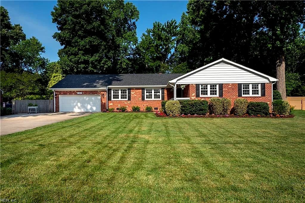 1361 Stephens RD, VIRGINIA BEACH VA 23454 - Main photo