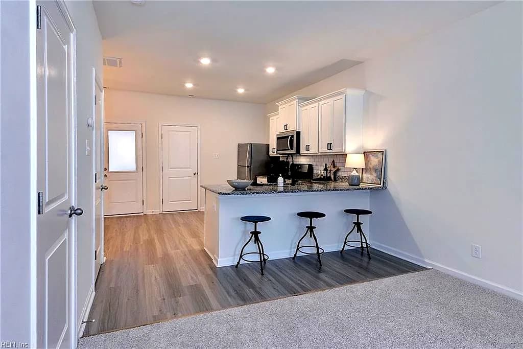 2027 Chartwell DR, NEWPORT NEWS VA 23608 thumb 7