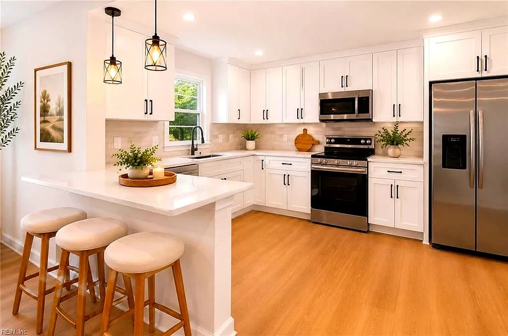 82 Lakeside DR, NEWPORT NEWS VA 23606 - Photo 3