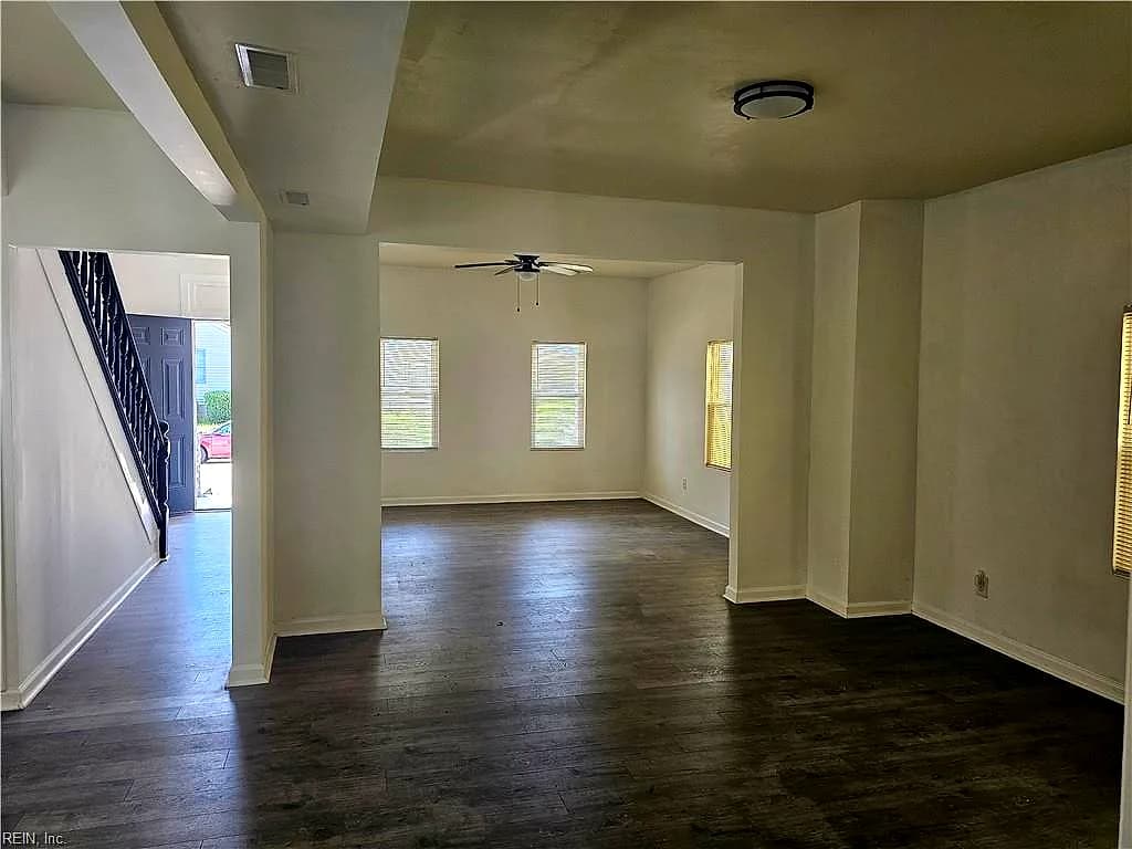 1221 29th ST, NEWPORT NEWS VA 23607 - Photo 5