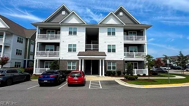 1733 Dromolin DR #205, VIRGINIA BEACH VA 23456 - Photo 3