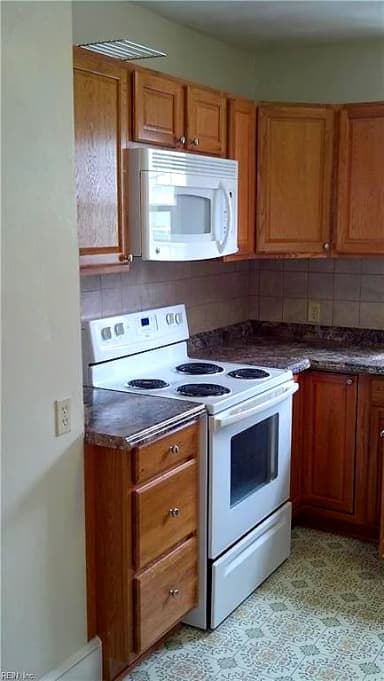 1300 Freeman AVE, CHESAPEAKE VA 23324 thumb 5