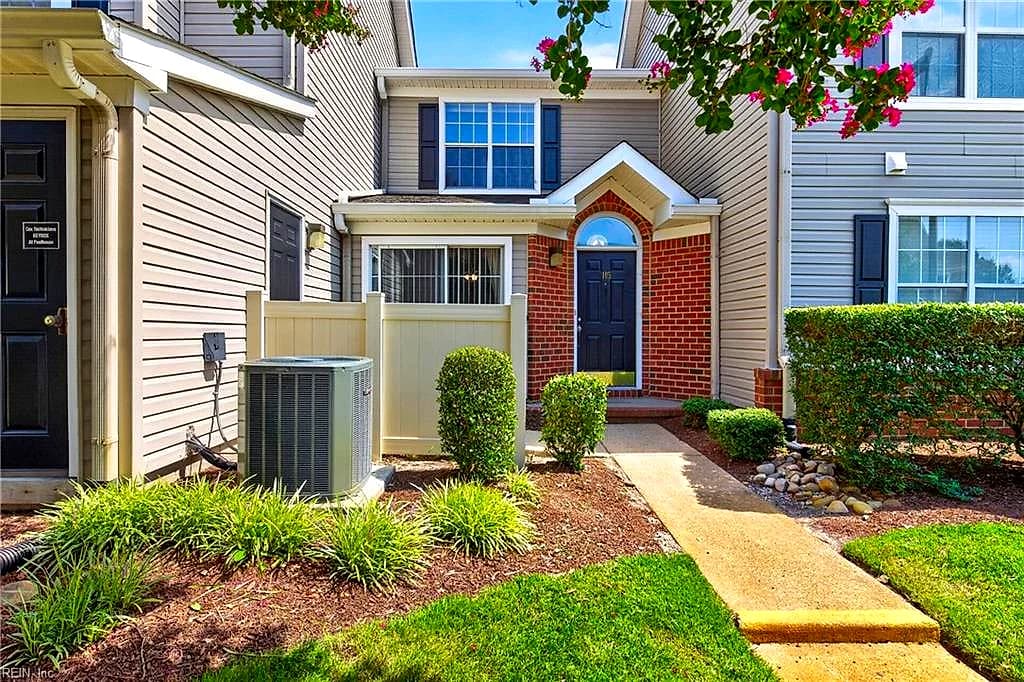 3861 Lasalle Drive NONE #105, VIRGINIA BEACH VA 23453 - Photo 3