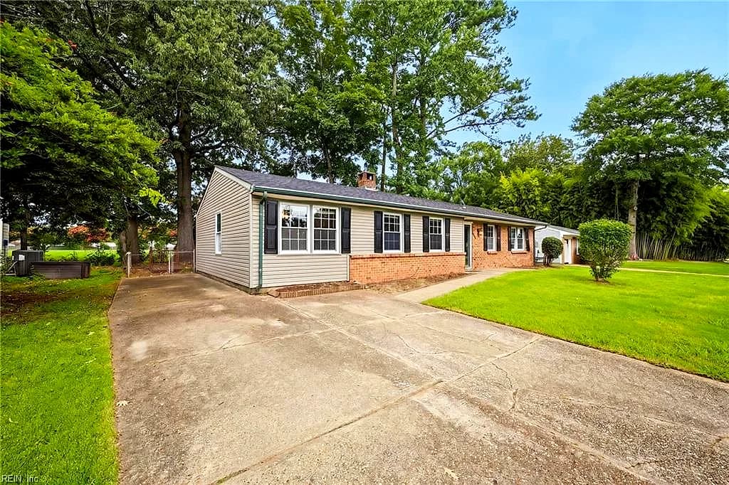 605 Presidential BLVD, VIRGINIA BEACH VA 23452 - Photo 3