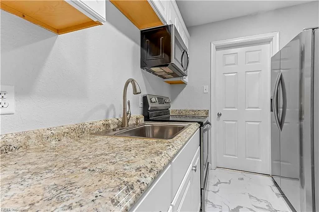 2124 Jeffrey DR, NORFOLK VA 23518 thumb 6