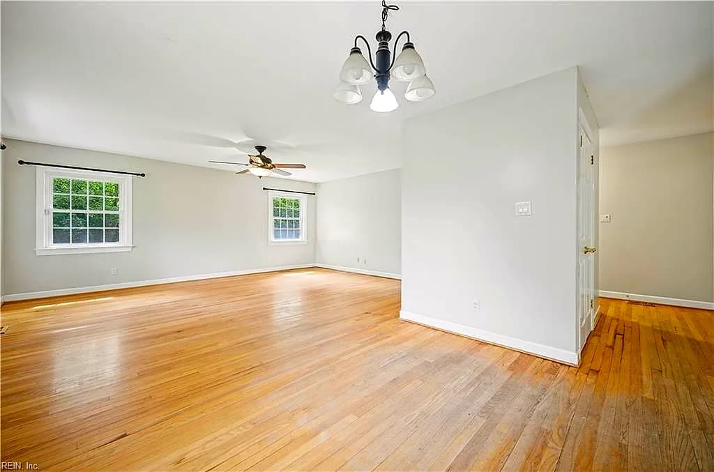 359 Eppington CIR, HAMPTON VA 23669 thumb 9