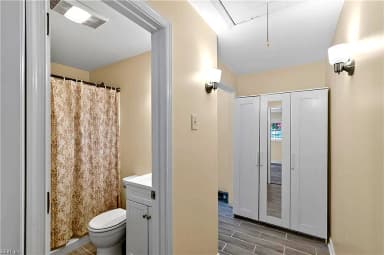 203 Robinson DR, NEWPORT NEWS VA 23601 thumb 12