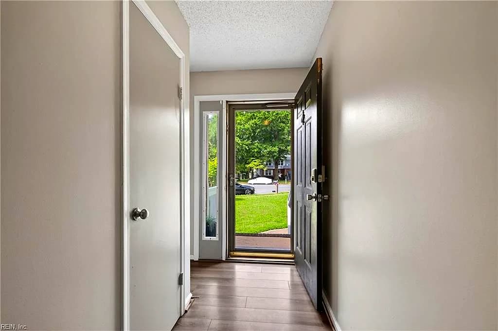 11 Rosser DR, HAMPTON VA 23669 thumb 6