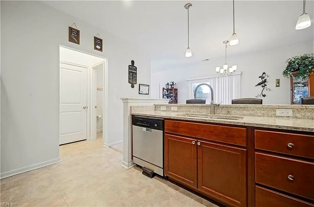 1439 Rollesby WAY, CHESAPEAKE VA 23320 thumb 12