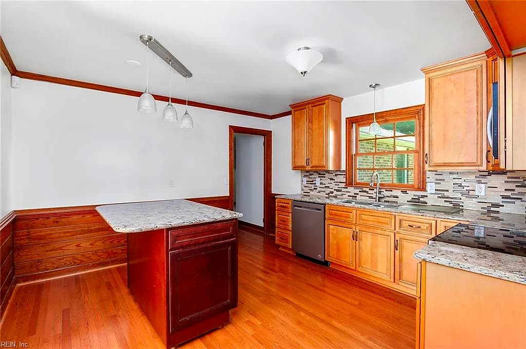 175 Cabell DR, NEWPORT NEWS VA 23602 thumb 10