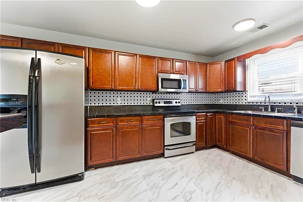 4116 Eastham RD, VIRGINIA BEACH VA 23453 - Photo 5