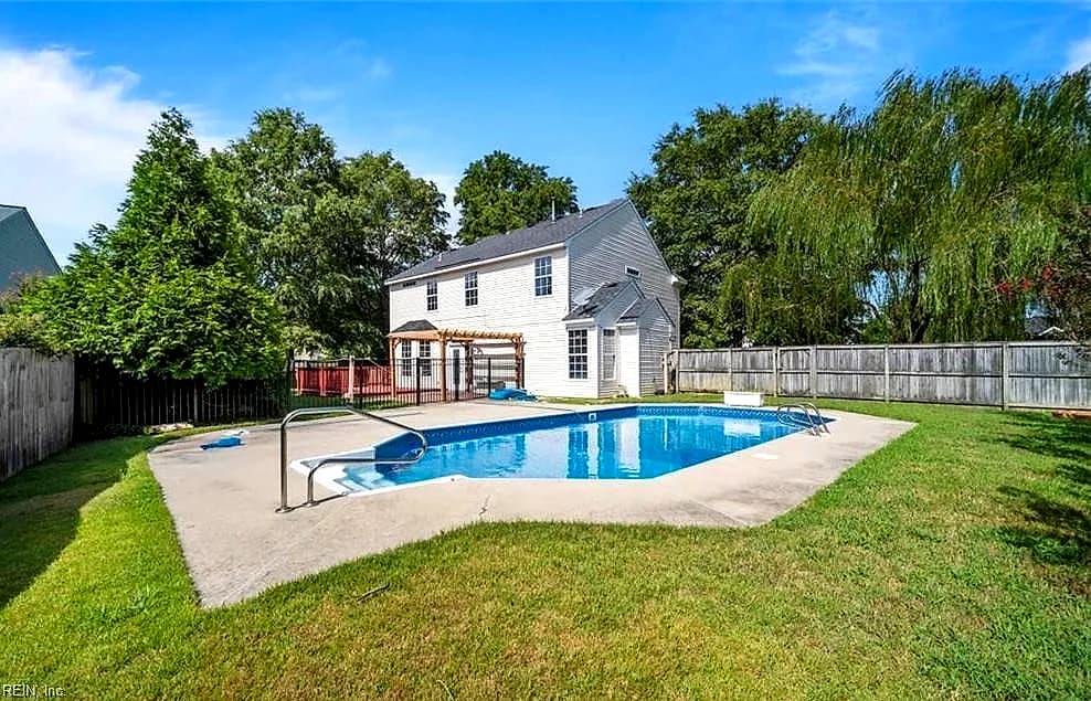 224 Springbrook LN, CHESAPEAKE VA 23320 - Photo 2