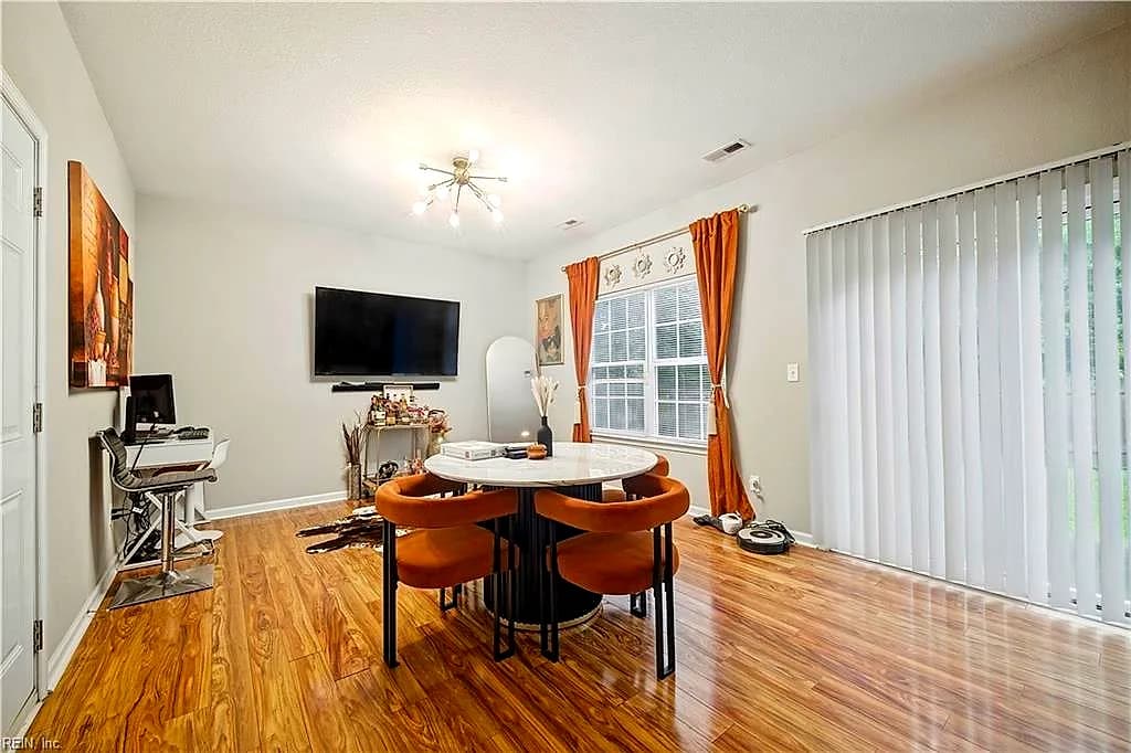 2409 Barraud AVE, NORFOLK VA 23504 thumb 12