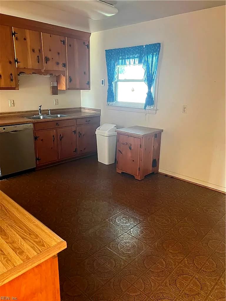 3002 Butternut DR, HAMPTON VA 23666 thumb 10