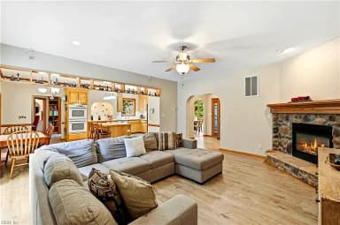 18152 Private Stock LN, SMITHFIELD VA 23430 thumb 9