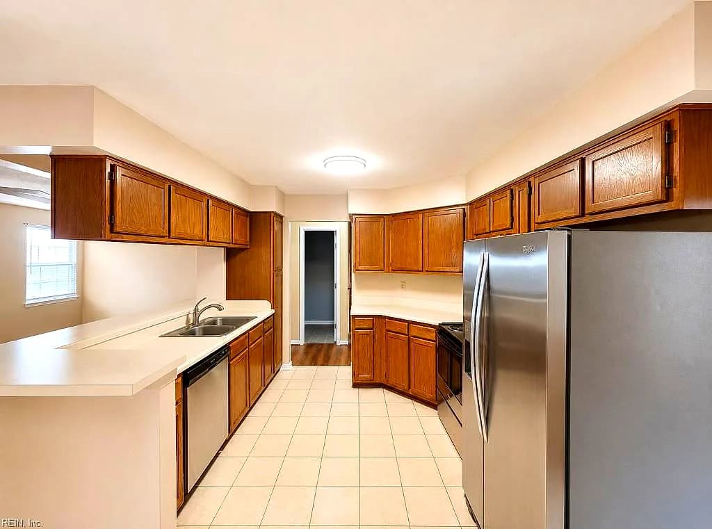 1460 Berkshire DR, NEWPORT NEWS VA 23602 thumb 8